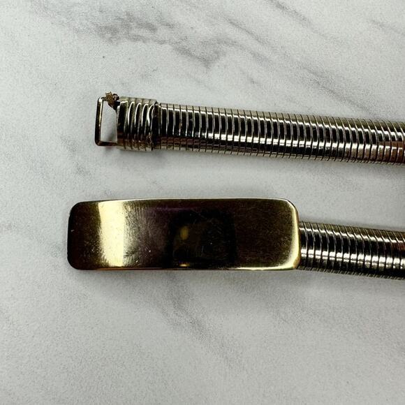 Vintage Bar Buckle Coil Stretch Cinch Belt Size S/M - Picture 13 of 14